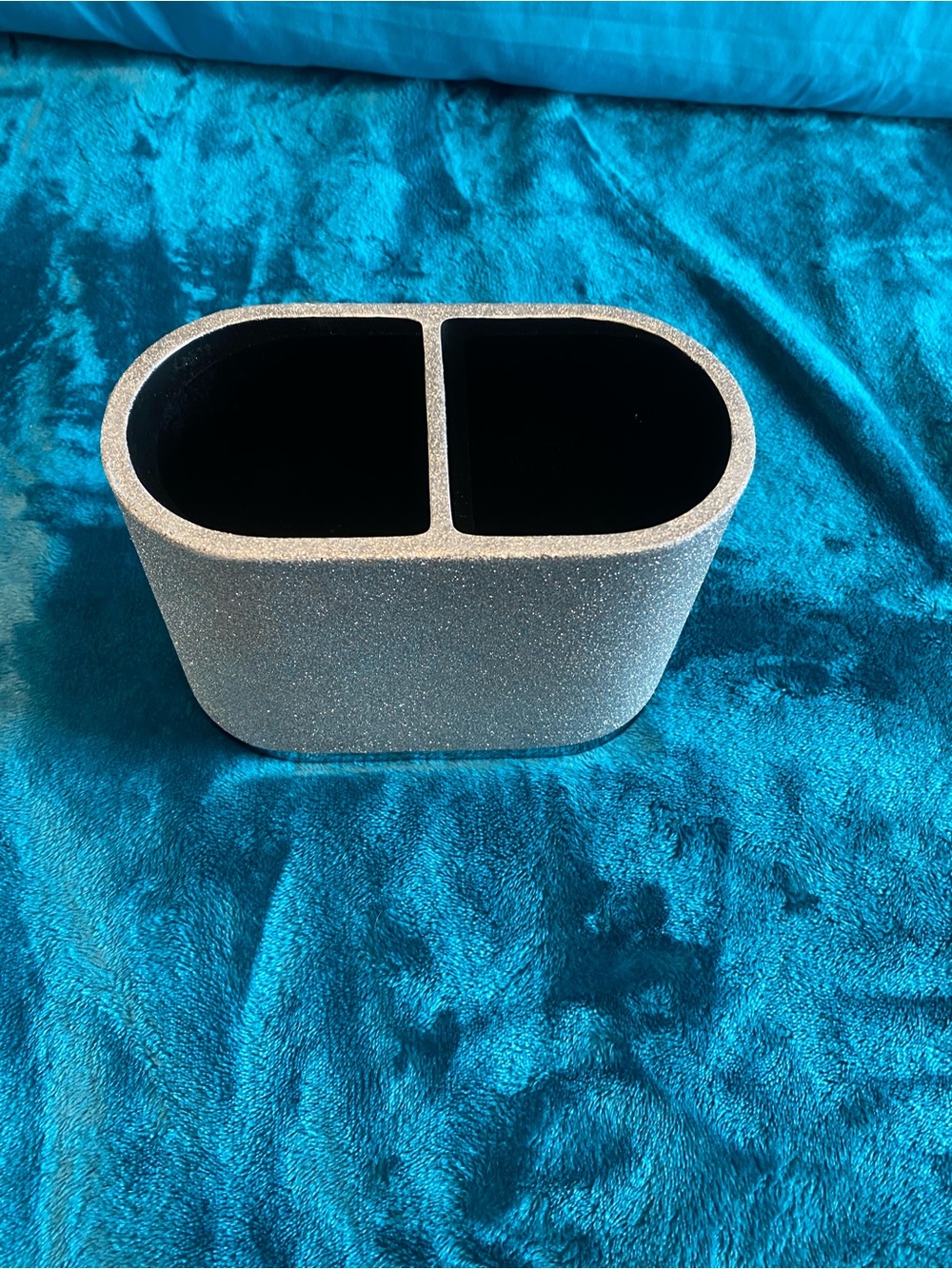 DKNY Sparkly Silver Dual Compartment ORGANIZER